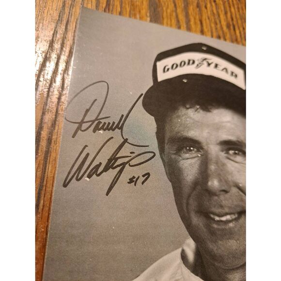 Vintage Darrell Waltrip Signed 7x5 B&W Promo Photo NASCAR #17 Goodyear Autograph - Picture 2 of 3
